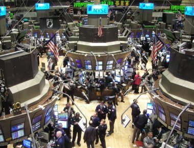 Wall Street: Ανοδικό κλείσιμο χάρη στη Fed